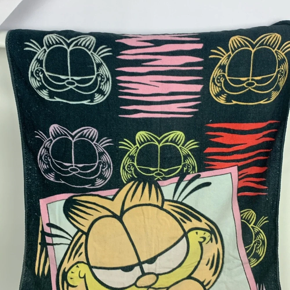 Vintage 1978 Garfield Bath Beach Towel Large Garfield graphic 100% Cotton Retro